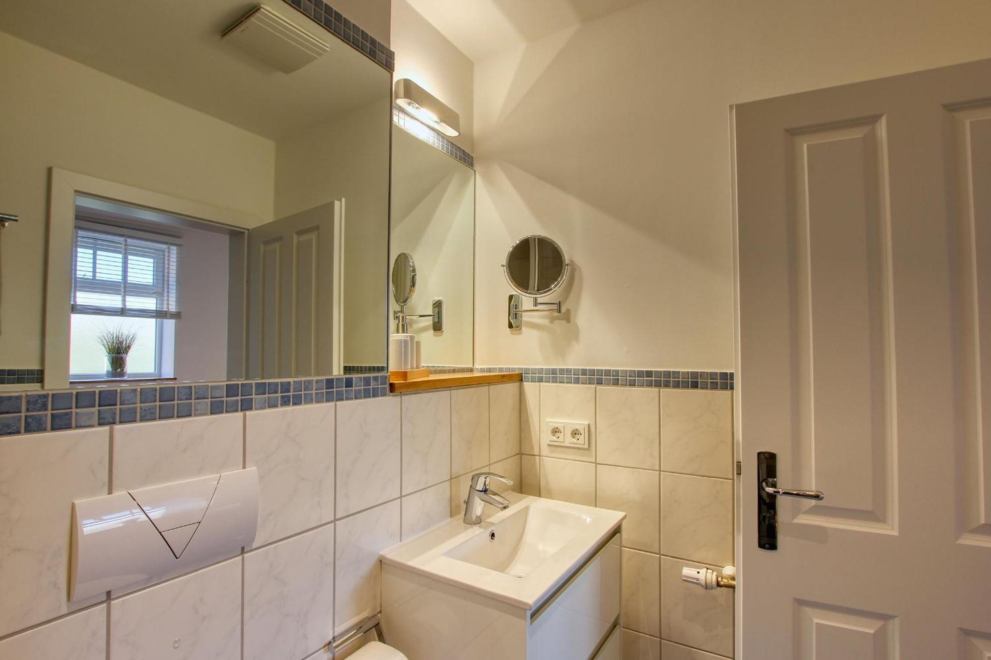 Landhaus Am Ufer - Wohnung 2 Heiligenhafen Buitenkant foto